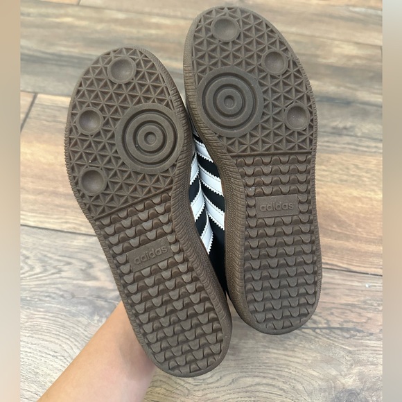 Adidas Sambas Vegan in Black Gum - Picture 7 of 13